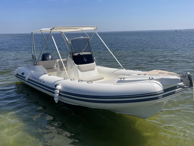 Huur een Capelli Tempest 700 Sun in Biscarrosse