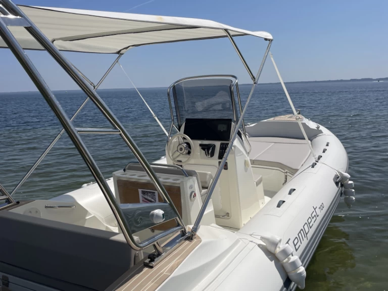Huur RIB met of zonder schipper Capelli in Biscarrosse