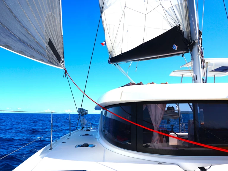 Bootverhuur Lagoon Lagoon 42 in Ajaccio via SamBoat