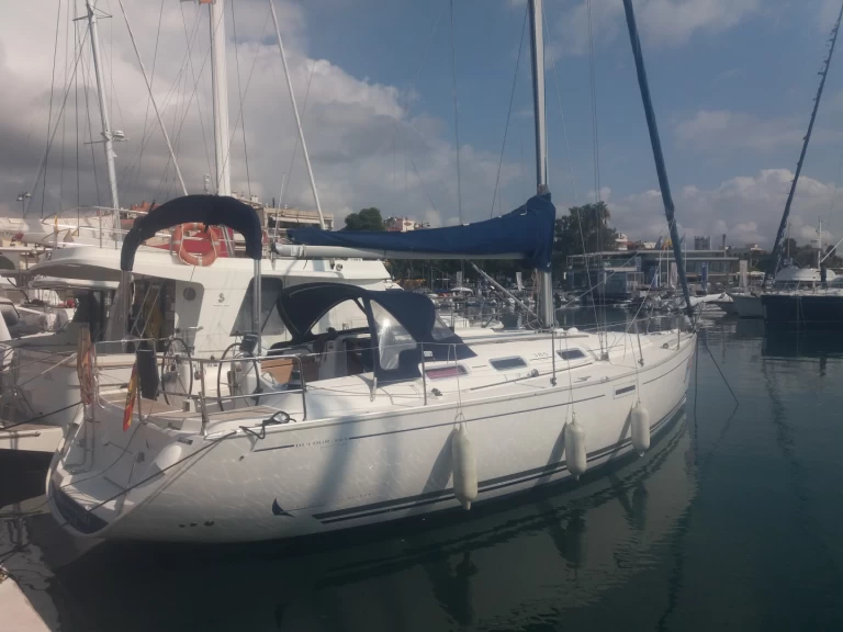 Verhuur Zeilboot in Club Nàutic Cambrils - Dufour Dufour 385 Grand Large