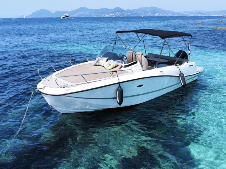 Verhuur Motorboot Quicksilver met vaarbewijs