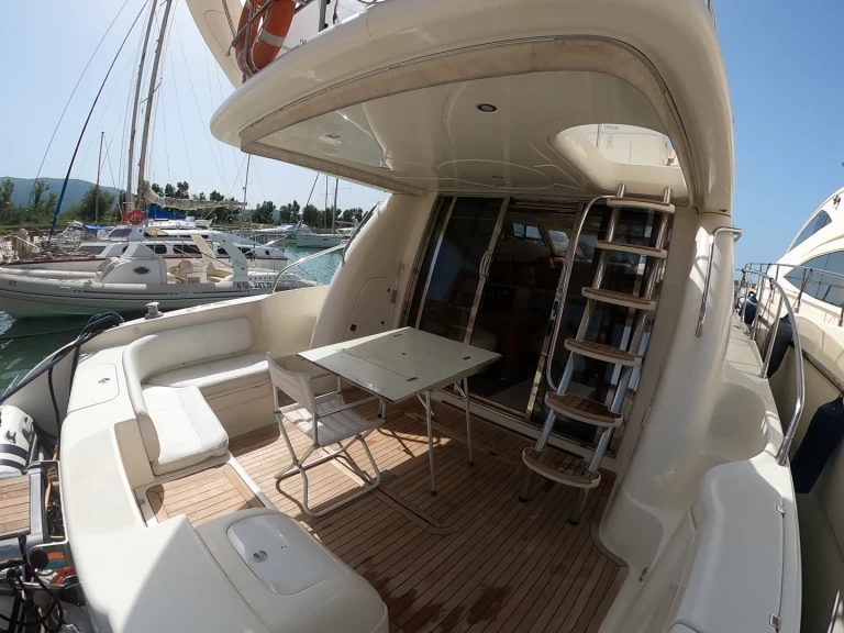 Bootverhuur Cranchi Atlantique 48 in Himarë via SamBoat