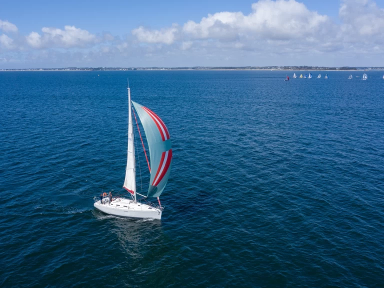 Bénéteau First 36.7 te huur van particulier of professional in La Trinité-sur-Mer