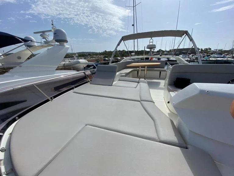 Jacht te huur in Capo d'Orlando voor de beste prijs