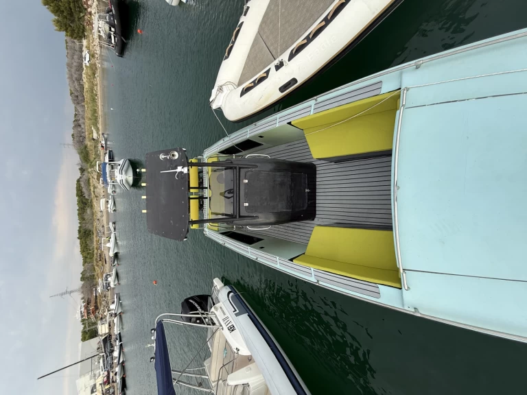 Scarab Scarab te huur van particulier of professional in Vlorë