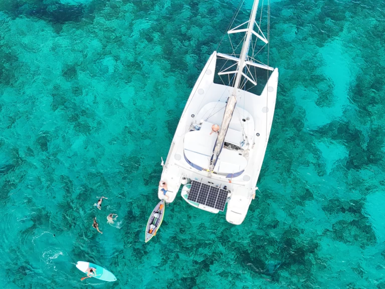 Huur een Fountaine Pajot Belize 43 in Marigot