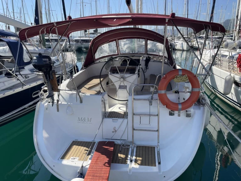 Verhuur Zeilboot in Omiš - Bénéteau Oceanis 411 Celebration