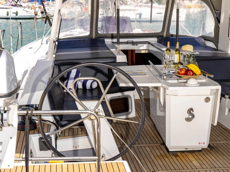 Verhuur Zeilboot Bénéteau met vaarbewijs