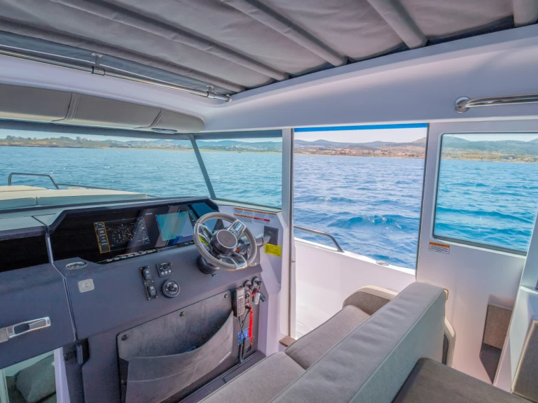 Axopar Axopar 37 XC Cross Cabin te huur van particulier of professional in Lávrio