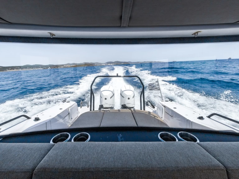 Jachthuur in Lávrio - Axopar Axopar 37 XC Cross Cabin via SamBoat