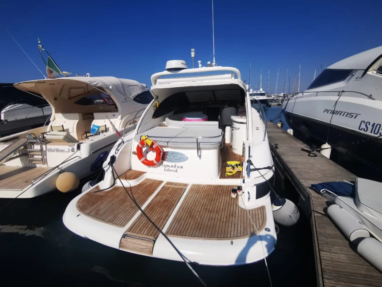 Jachthuur in Porto di Salerno - Bavaria Bavaria 37 Hard Top via SamBoat