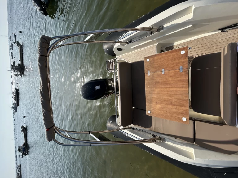 RIB te huur in Le Canon voor de beste prijs