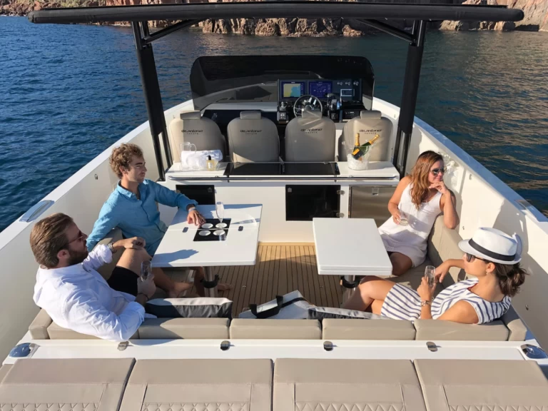 Huur Motorboot met of zonder schipper DEANTONIO YACHTS in Dénia