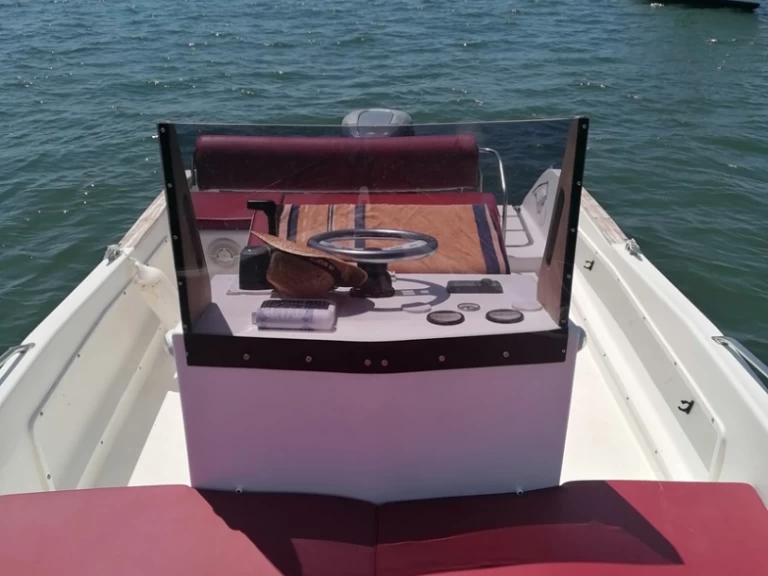 Huur een Jeanneau Cap Camarat 675 in Lège-Cap-Ferret