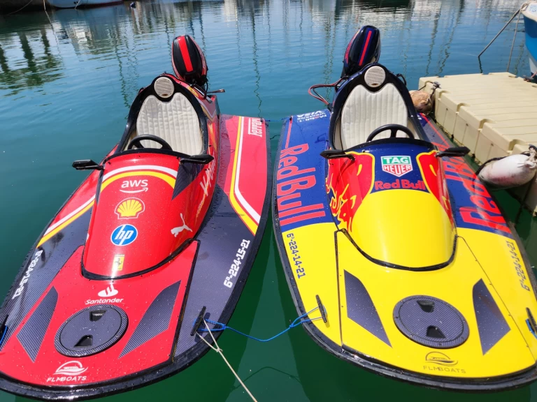 Yamaha Yamaha VX te huur van particulier of professional in Torrevieja