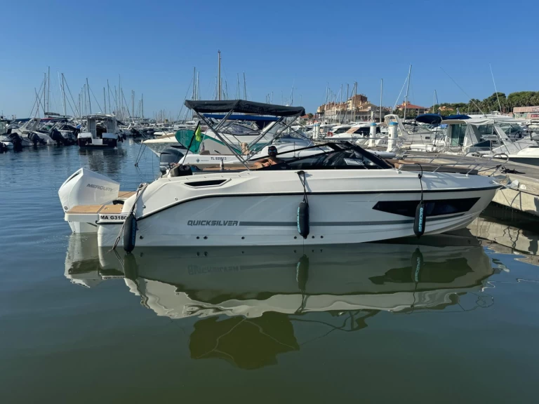 Huur een Quicksilver Activ 755 Cruiser in Hyères