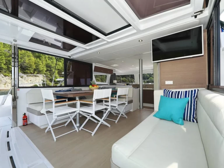 Verhuur Catamaran in Marina de Lagos - Bali Bali 4.3