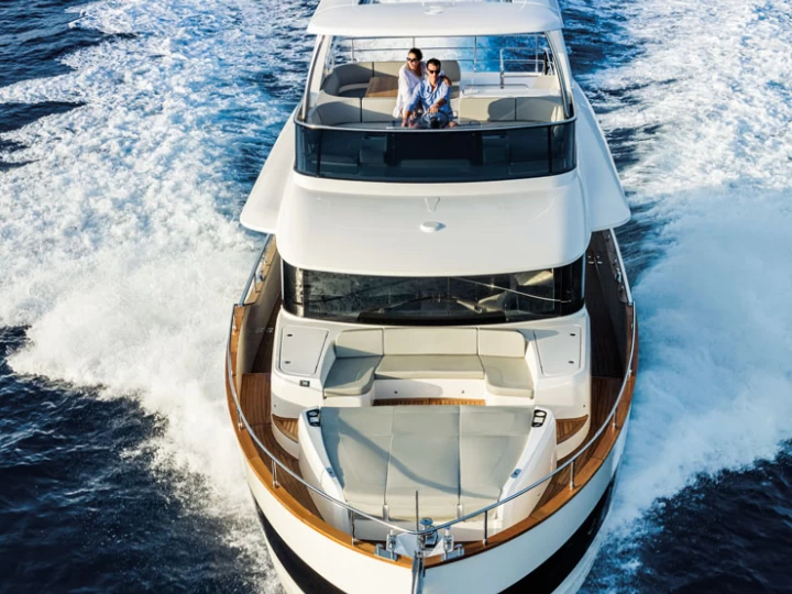 Verhuur Motorboot Azimut met vaarbewijs