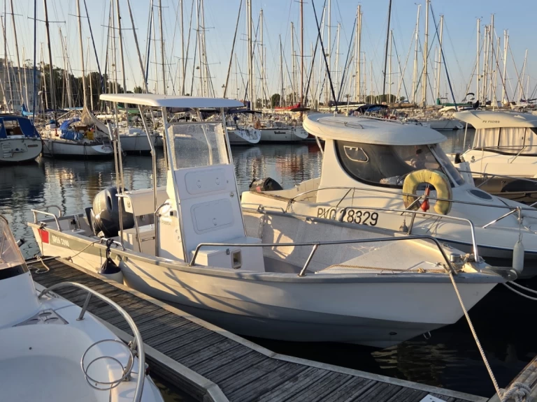 Bootverhuur Pro2000 Open 6000 in Saint-Cyprien-Plage via SamBoat