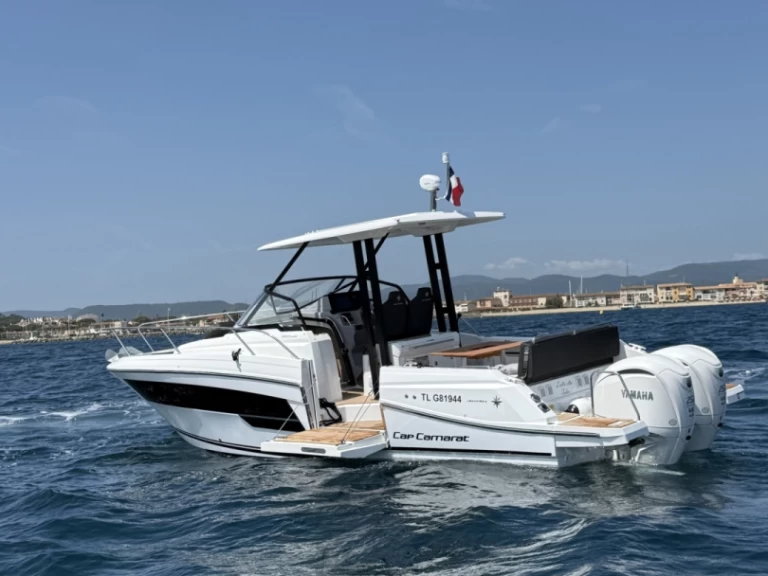 Jachthuur in Port Grimaud - Jeanneau Cap Camarat 9.0 WA via SamBoat