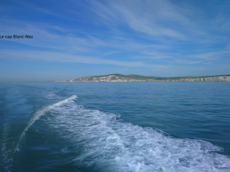 Jeanneau Esteou 730 te huur van particulier of professional in Boulogne-Sur-Mer