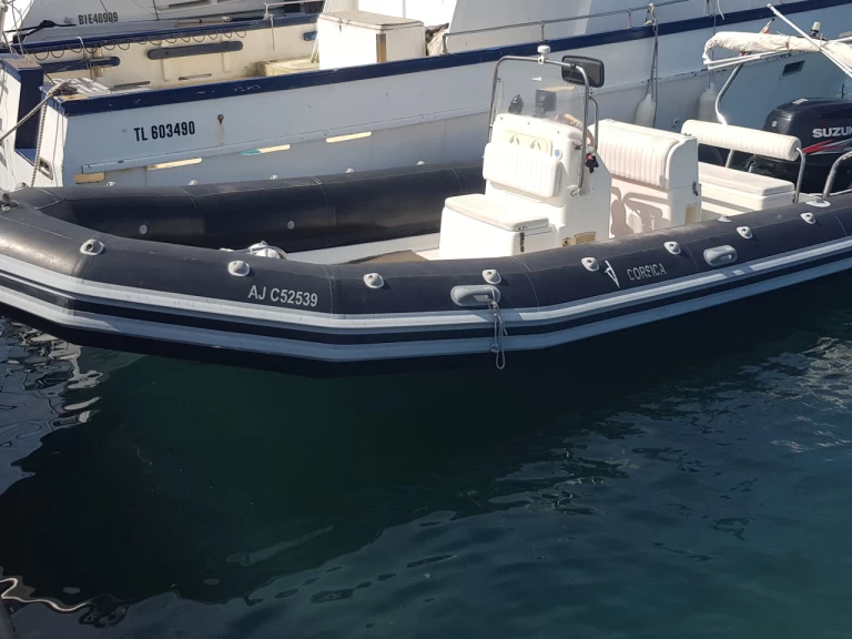 Bombard Explorer 730 DB te huur van particulier of professional in Sainte-Maxime