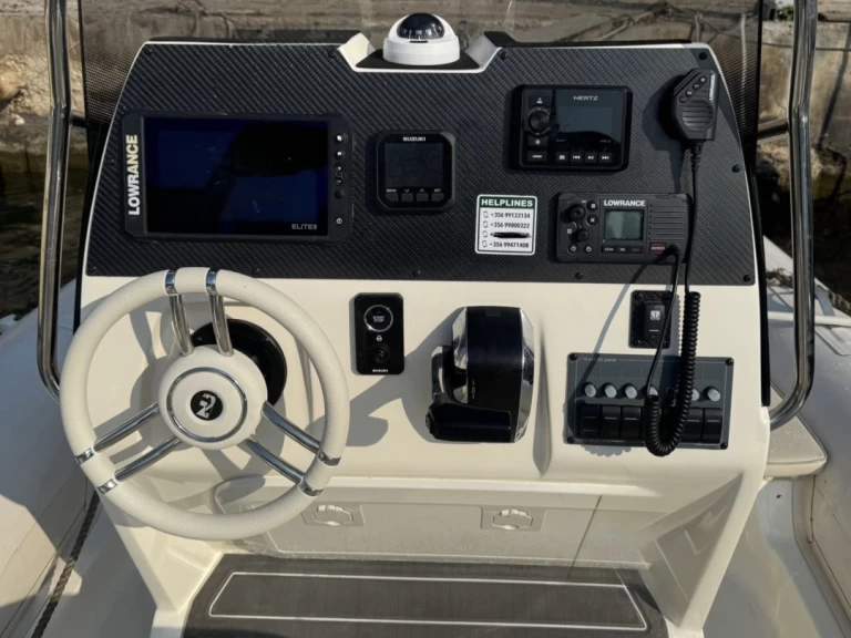 Huur RIB met of zonder schipper Nouva jolly in Tal-Pietà