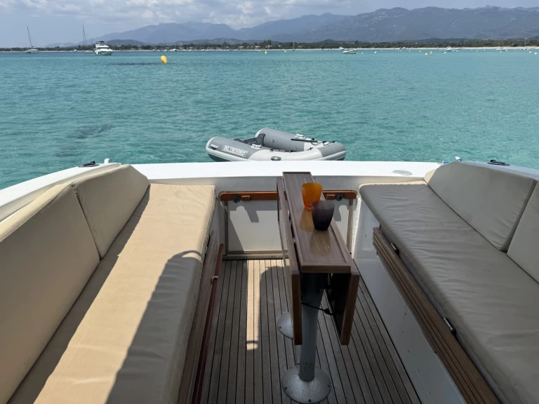Bootverhuur Meta Yacht JMF 32 in Sainte-Lucie de Porto-Vecchio via SamBoat