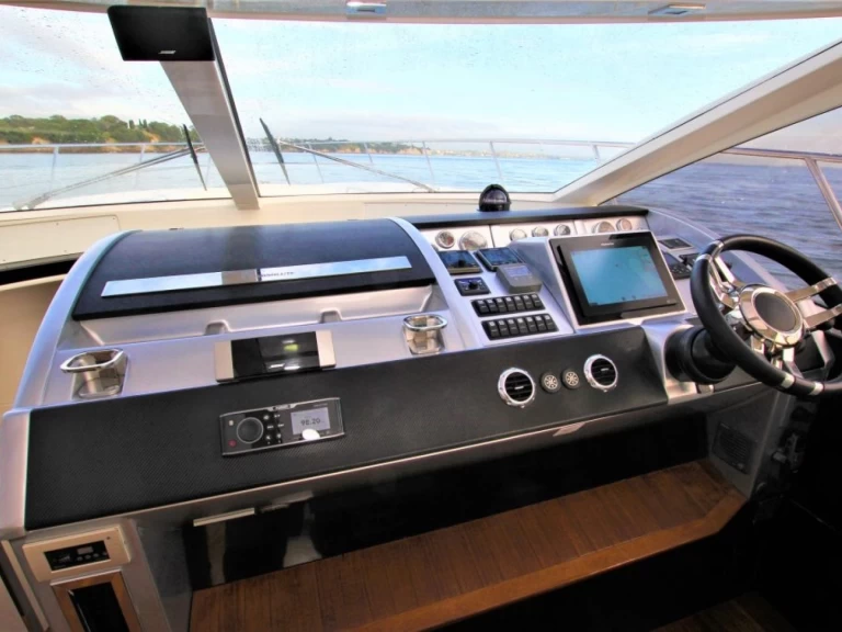 Verhuur Jacht in Saint-Raphaël - Absolute Yachts ABSOLUTE 52