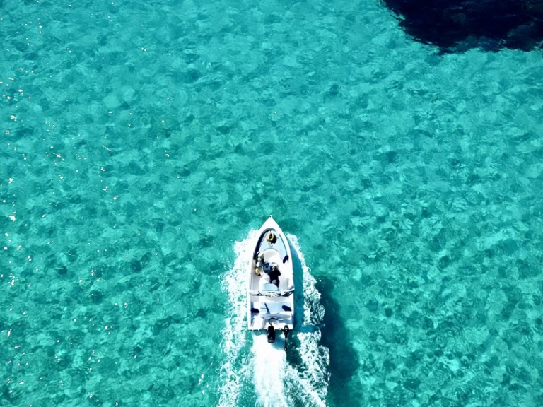 Huur een Poseidon BlueWater 170 in Agios Nikolaos