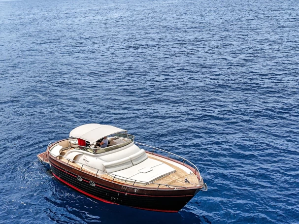 Verhuur Motorboot Apreamare met vaarbewijs