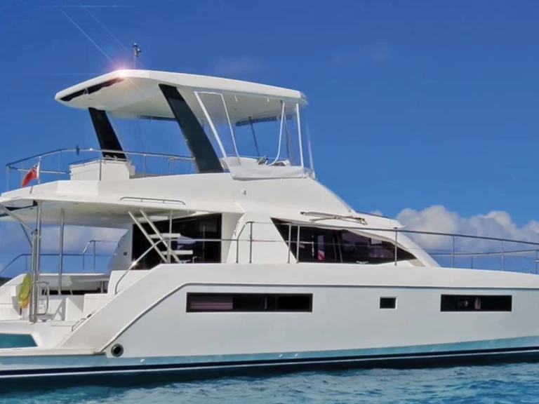 Bootverhuur Leopard Leopard 43 Powercat in Hyères via SamBoat