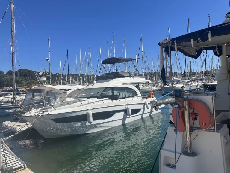 Huur een Bénéteau Antares 11.20 Fly in Saint-Mandrier-sur-Mer