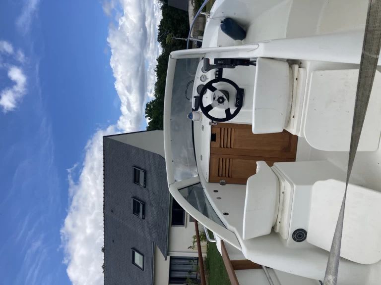 Huur Motorboot met of zonder schipper Bénéteau in Vannes