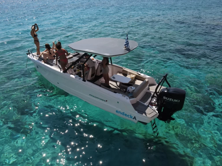 Bootverhuur Axopar Axopar 25 feet Cross Top  in Rethymno via SamBoat