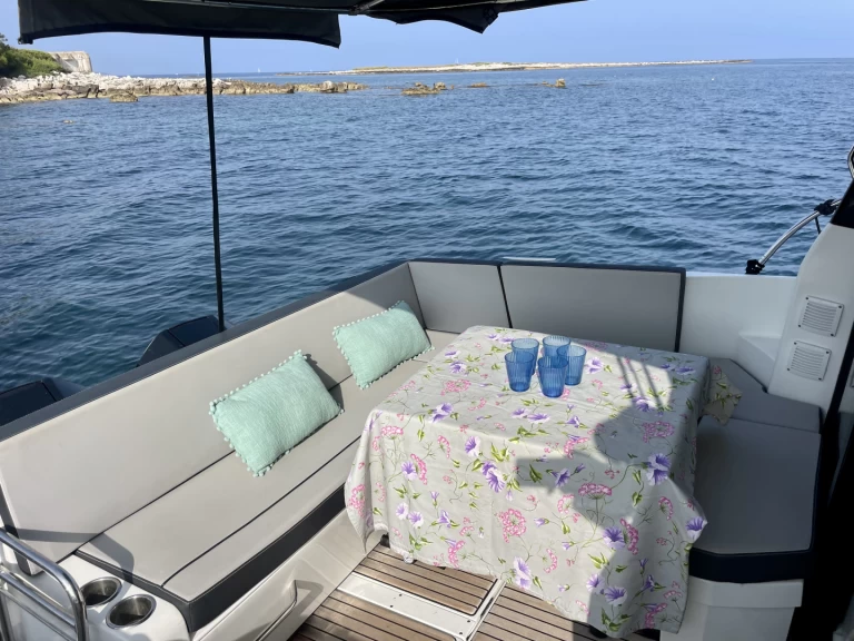 Bootverhuur Mandelieu-la-Napoule goedkoop Merry Fisher 895 Cruiser