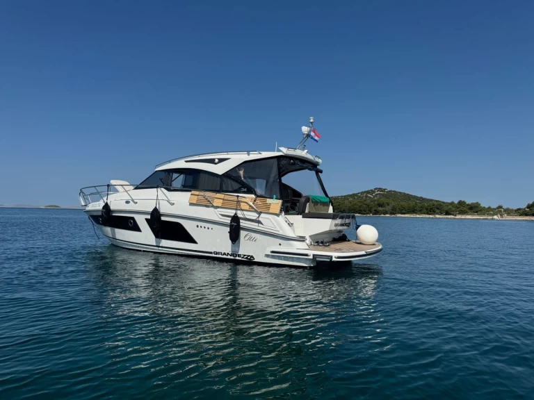 Huur een Grandezza Grandezza 34 OC in Trogir