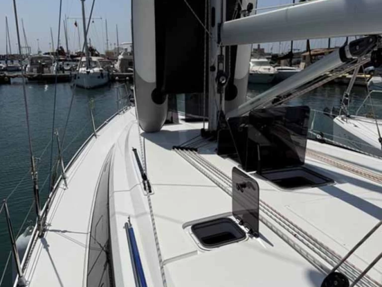 Verhuur Zeilboot Bavaria met vaarbewijs