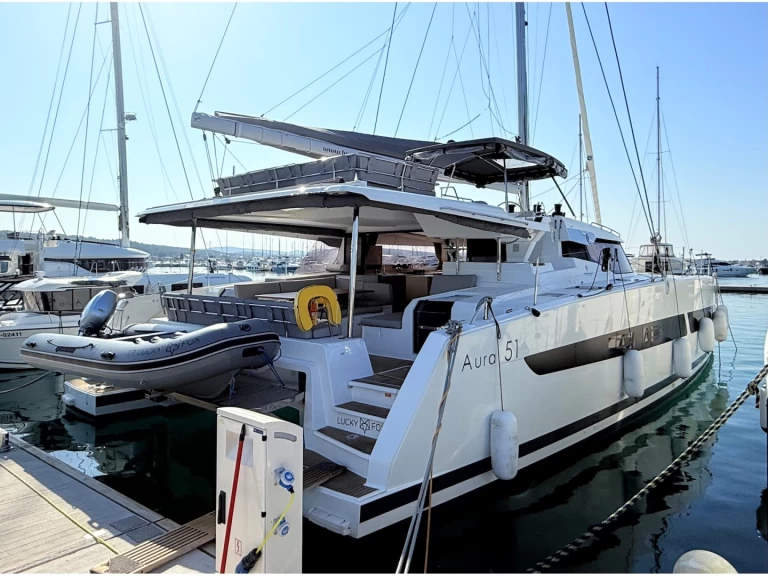 Verhuur Catamaran in Sukošan - Fountaine Pajot Aura 51