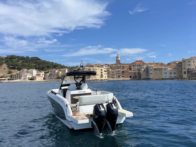 Verhuur Motorboot in Port des Marines de Cogolin - Sessa Marine Key Largo 34