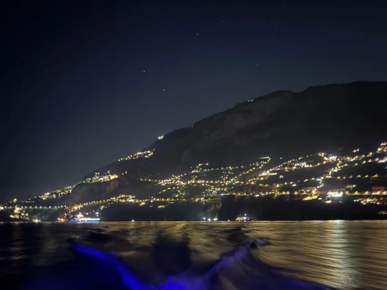 Bootverhuur Eolo EOLO 6.9 in Salerno via SamBoat