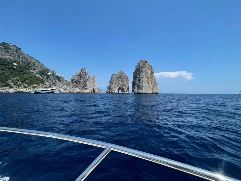 Motorboot te huur in Salerno voor de beste prijs