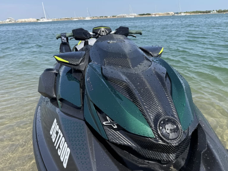 Jet Ski te huur in Montpellier voor de beste prijs