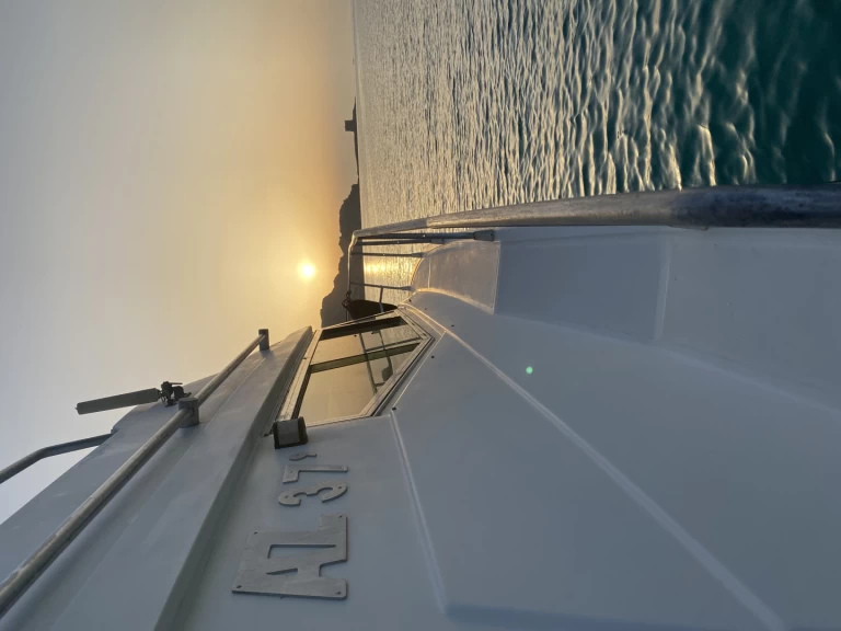 Huur een Azimut Azimut 37 Fly in Stintino