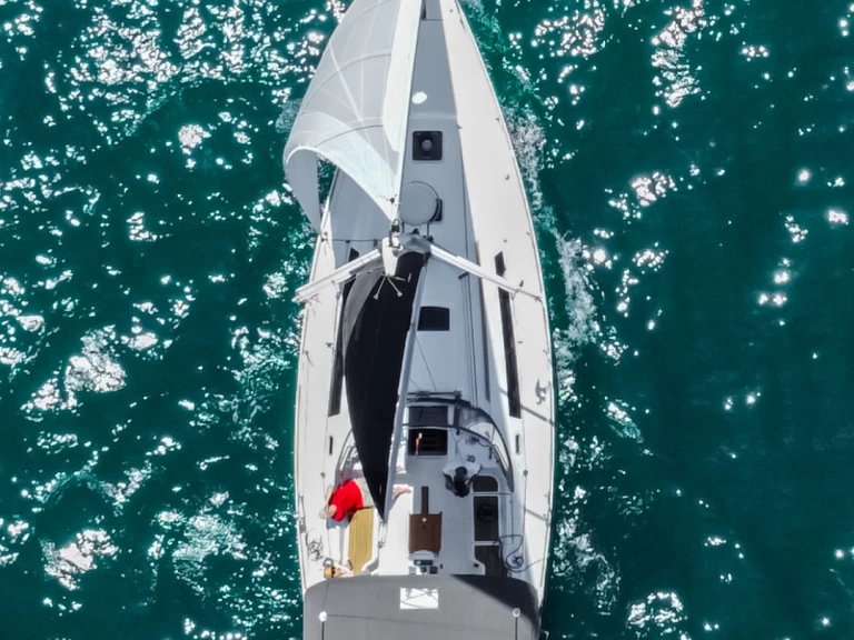 Bootverhuur Bénéteau Oceanis 37 in City of Oceanside via SamBoat