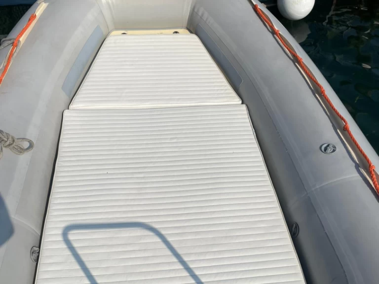 Verhuur RIB Gommorizzo met vaarbewijs