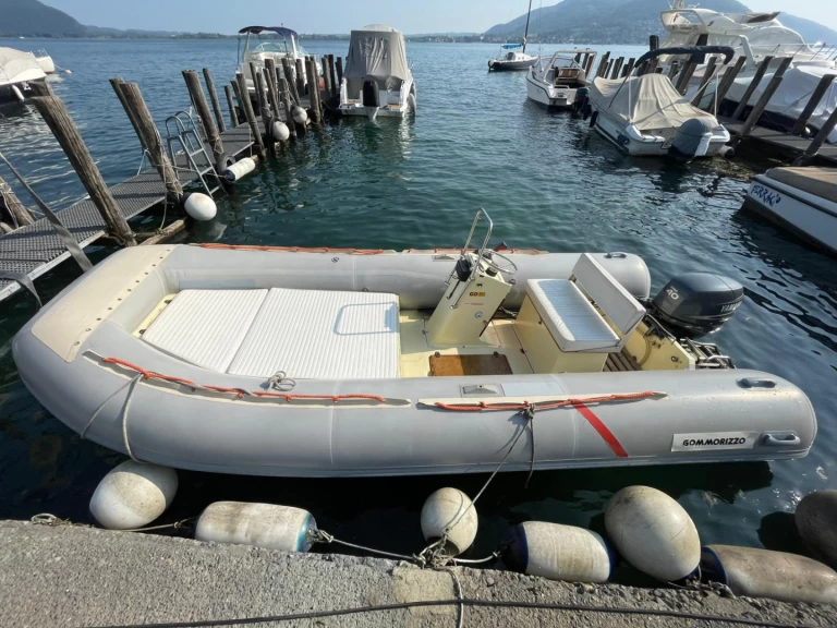 RIB te huur in Predore voor de beste prijs