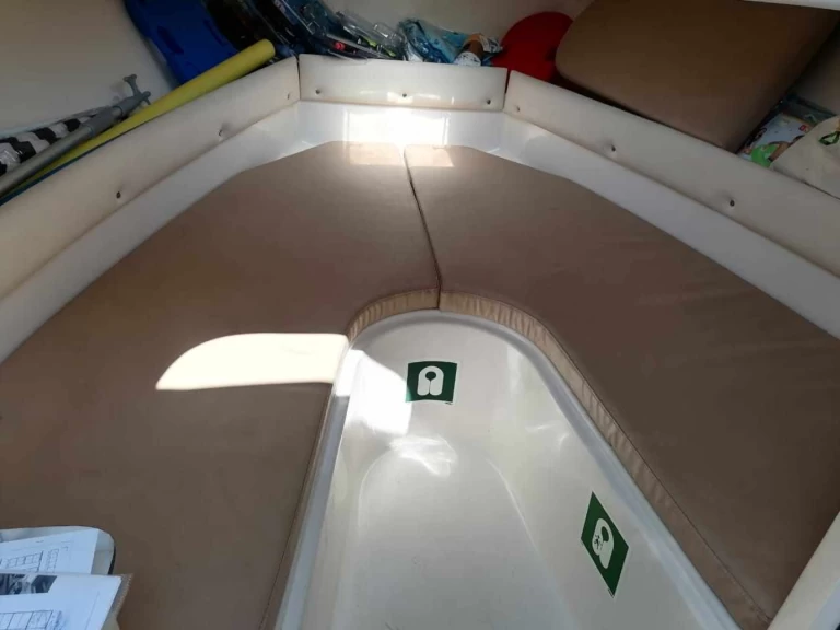 Motorboot te huur in Alikanás voor de beste prijs