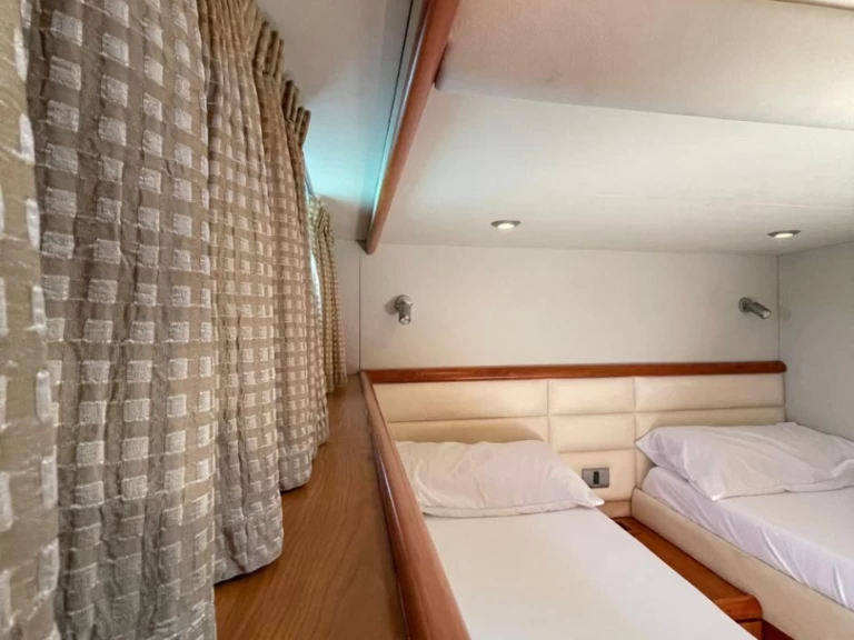 Verhuur Jacht in Vlorë - Sunseeker Manhattan 56