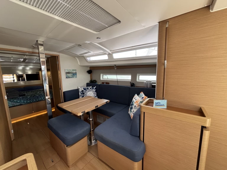 Jeanneau Sun Odyssey 440 te huur van particulier of professional in Playa Sardinera